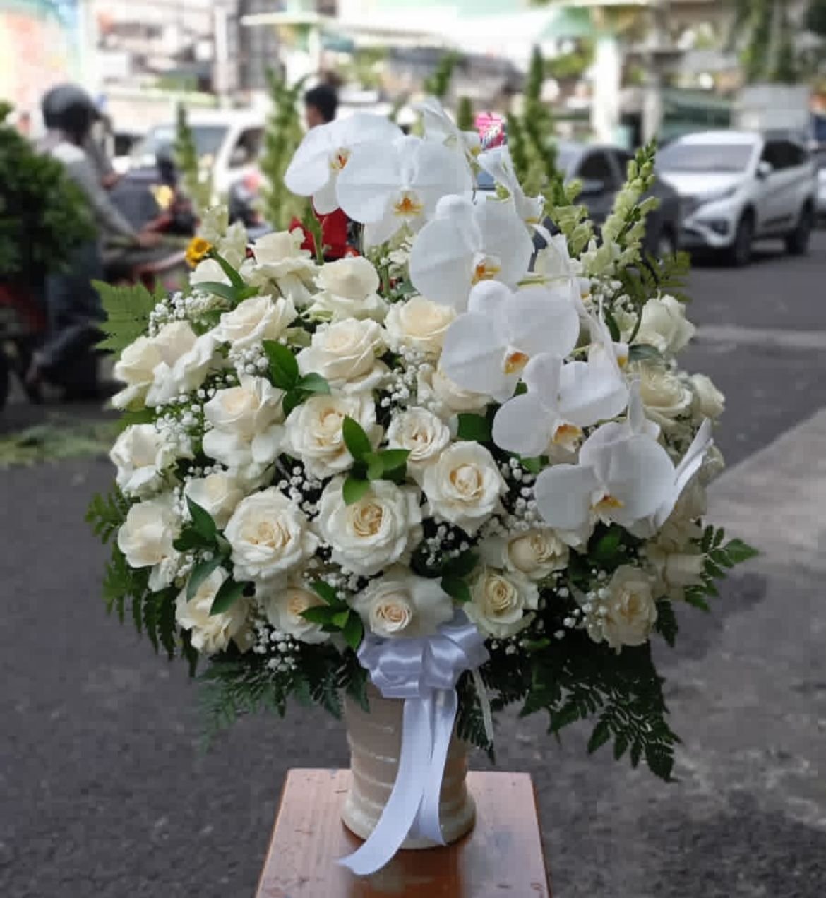 Rangkaian bunga segar premium toko bunga terdekat di Ciputat, Tangerang Selatan - CASSIOPEIA Florist