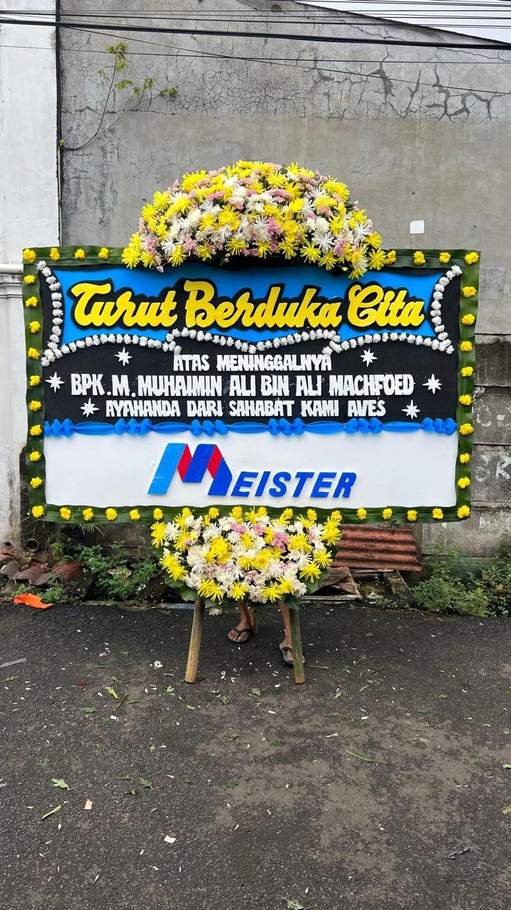 Bunga papan duka cita Pondok Cabe dari toko bunga Ciputat Cassiopeia Florist