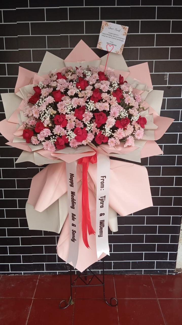 Hand bouquet bunga segar di Ciputat untuk Hari Ibu dan Hari Guru